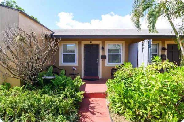 Hollywood, FL 33020,2023 Funston St #1