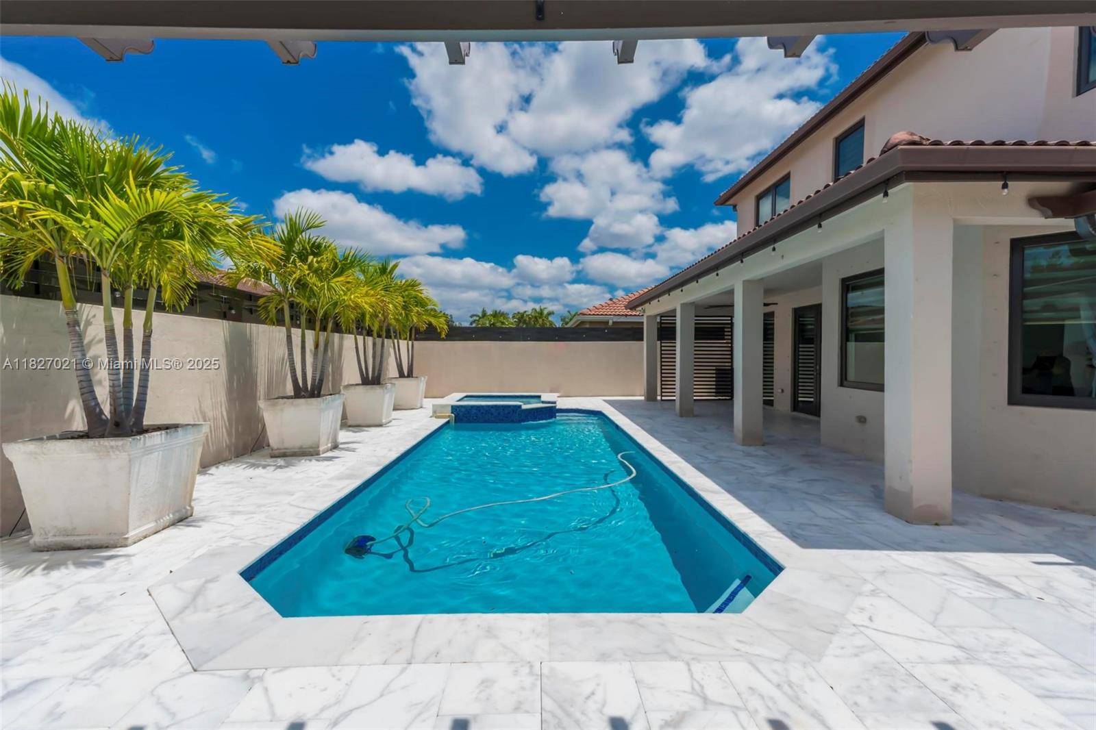 Miami, FL 33194,14995 SW 12th Ln