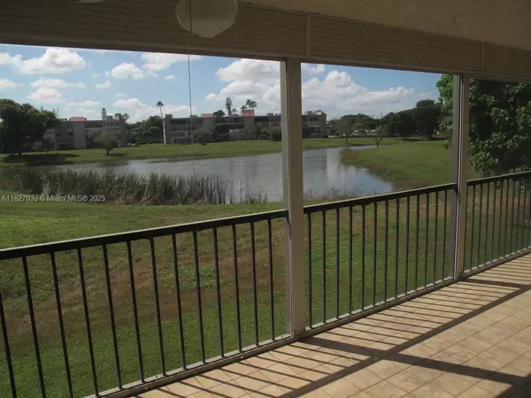 7210 Lake Cir Dr #205, Margate, FL 33063