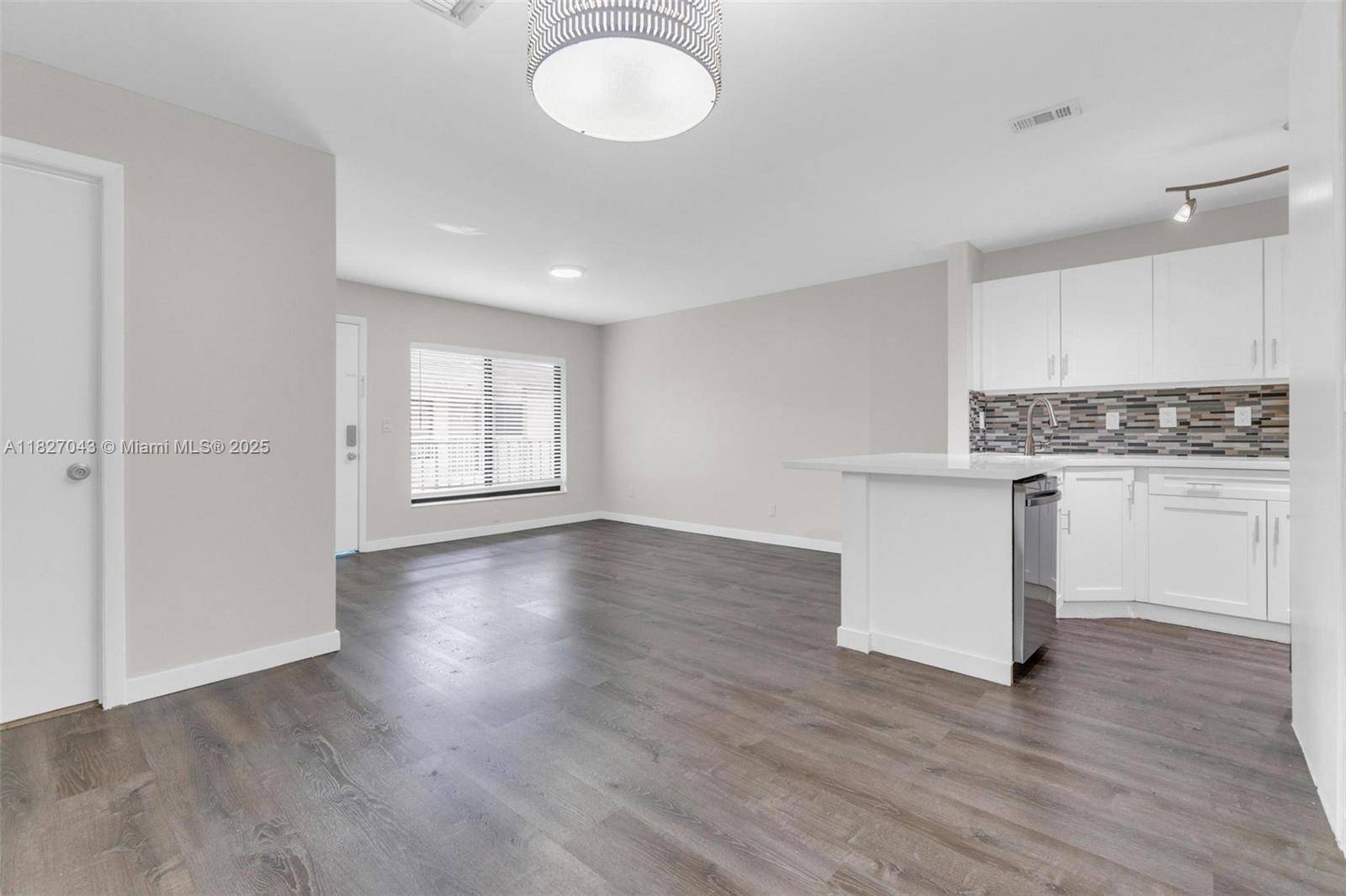 15348 SW 72nd St #23-23, Miami, FL 33193