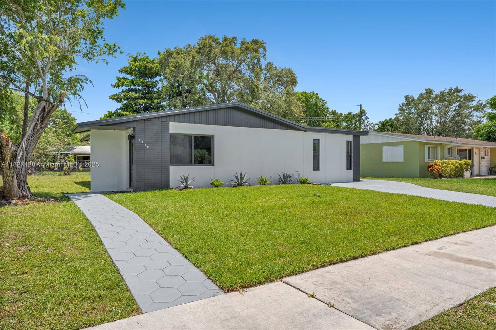 Miami, FL 33157,9970 SW 161 St