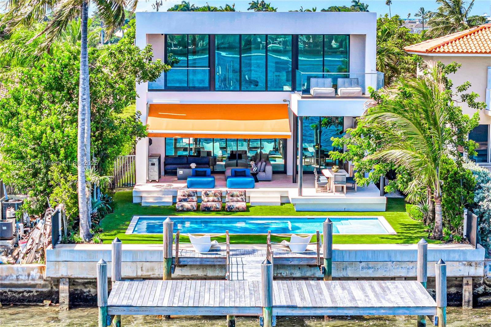 1510 Stillwater Dr, Miami Beach, FL 33141