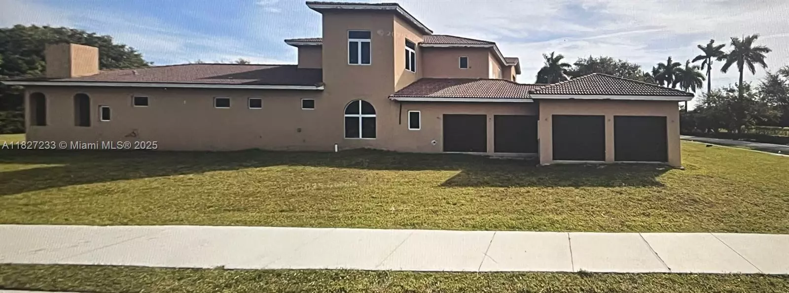 751 Ranch Rd, Weston, FL 33326