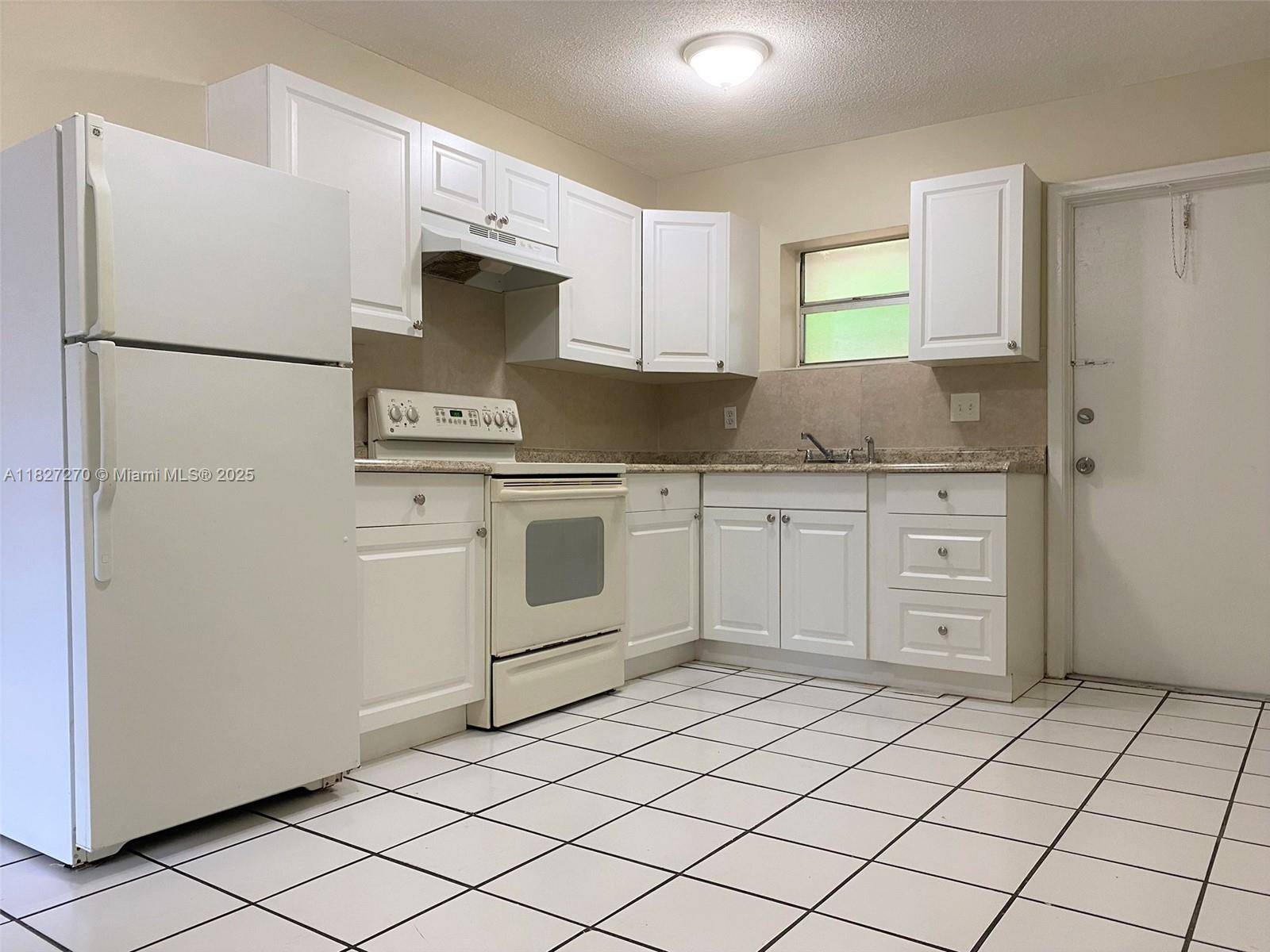 West Park, FL 33023,4051 SW 23rd St #1-3
