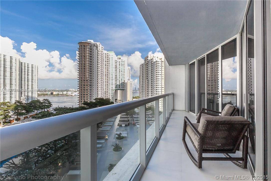 Miami, FL 33131,495 Brickell Ave #1806