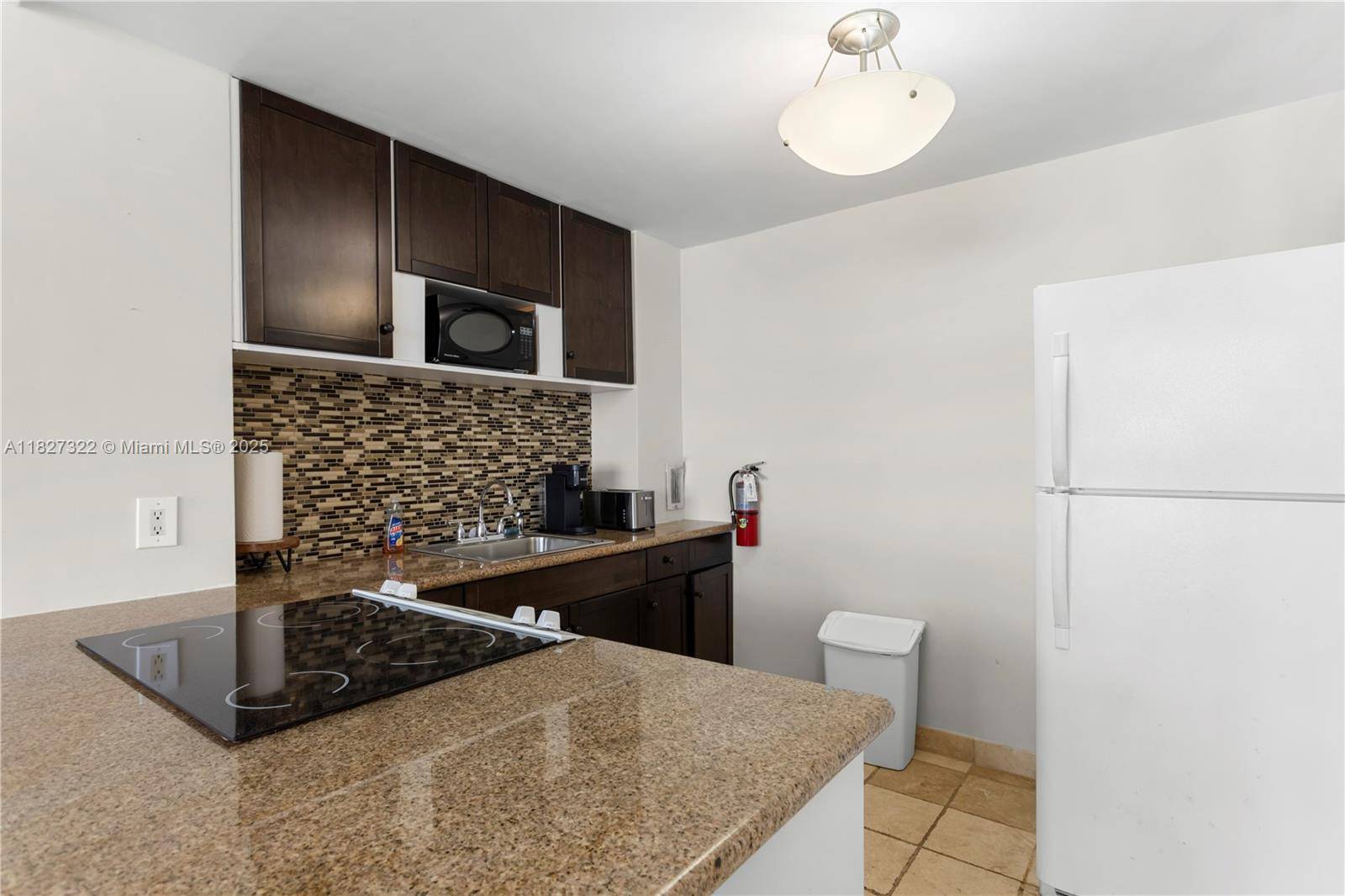 Bay Harbor Islands, FL 33154,9440 W Bay Harbor Dr #3B