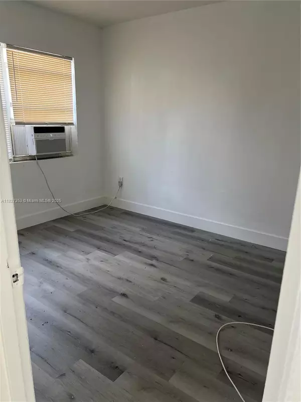 Miami, FL 33133,3669 Thomas Ave #2