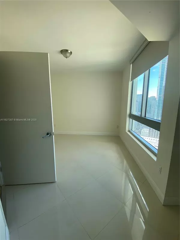 Miami, FL 33130,350 S Miami Ave #2707