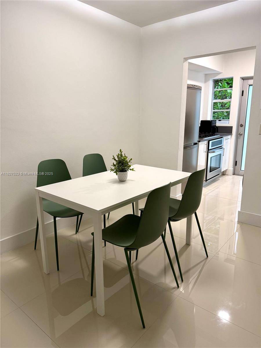 Miami Beach, FL 33139,1604 Drexel Ave #104