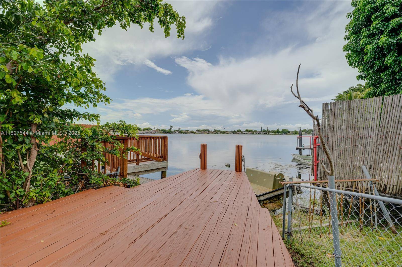 Dania Beach, FL 33312,2403 SW 58th Mnr #1-2