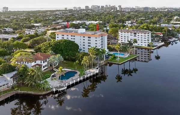 Fort Lauderdale, FL 33305,1881 Middle River Dr #403