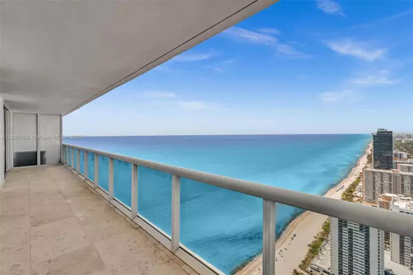 Hallandale Beach, FL 33009,1830 S Ocean Dr #5004
