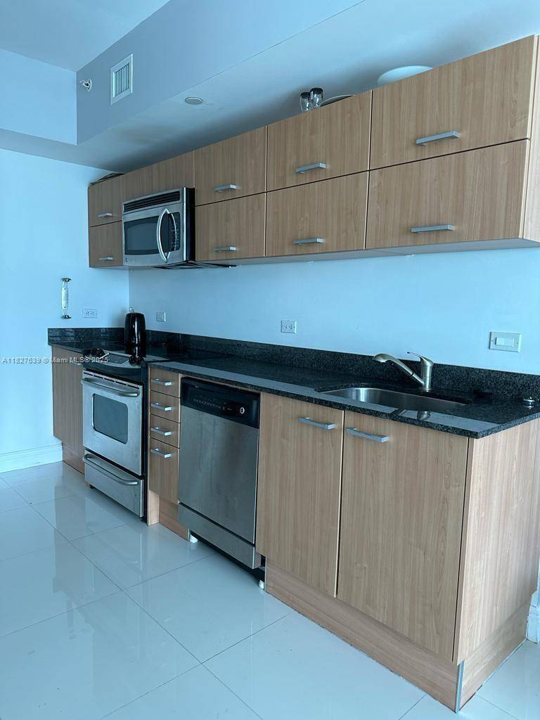 Miami, FL 33130,350 S Miami Ave #2915