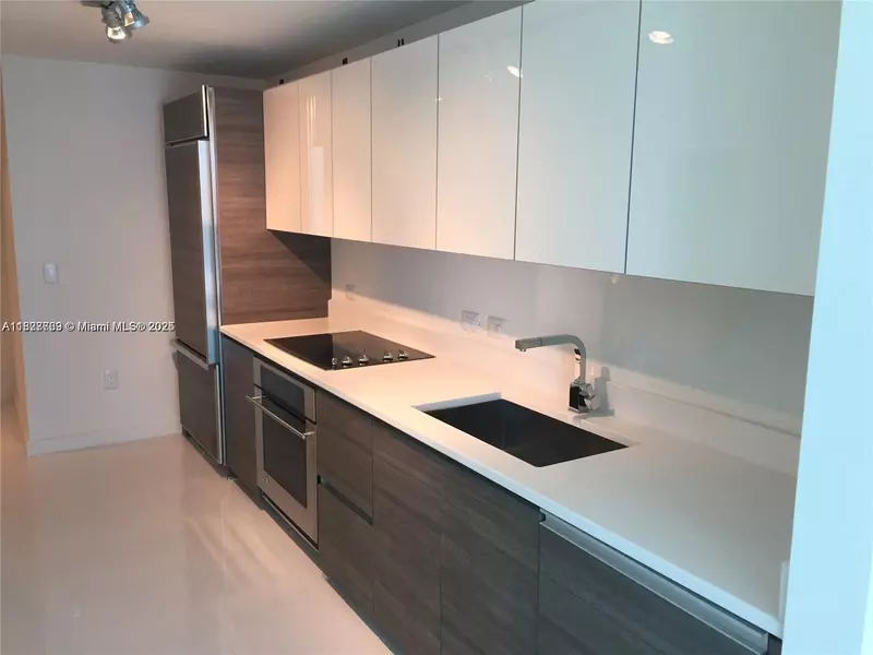 1100 S Miami Ave #2505, Miami, FL 33130