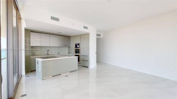 18975 Collins Ave #2405, Sunny Isles Beach, FL 33160