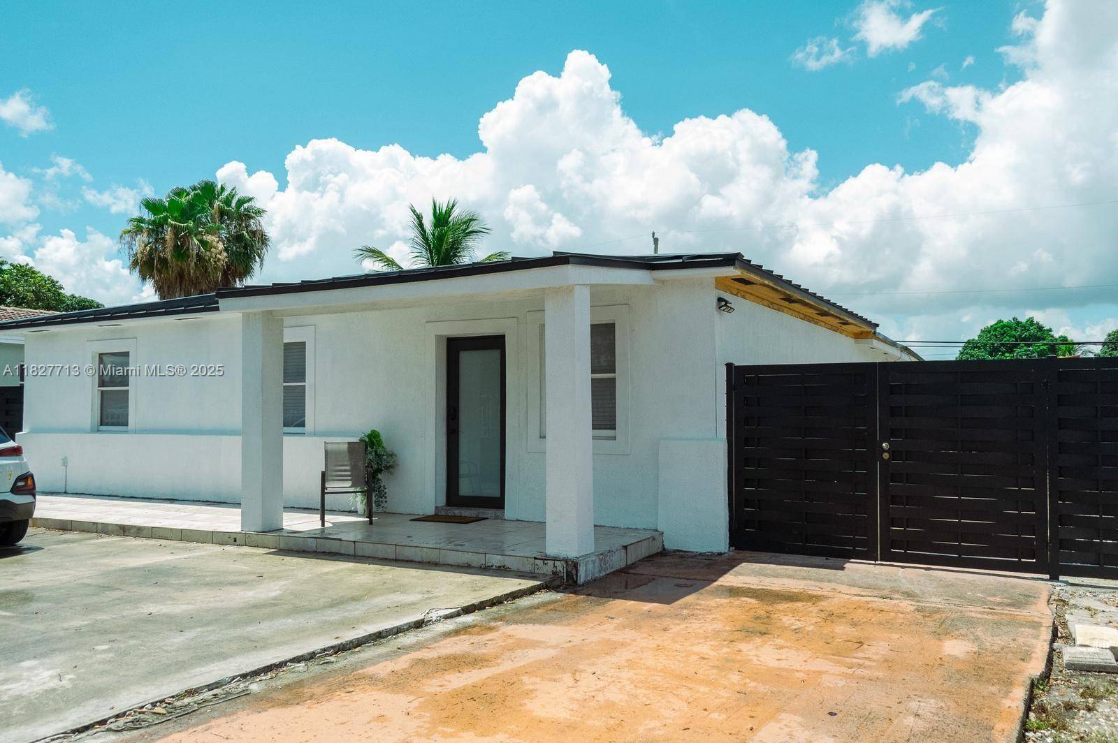 90 E 41st St, Hialeah, FL 33013