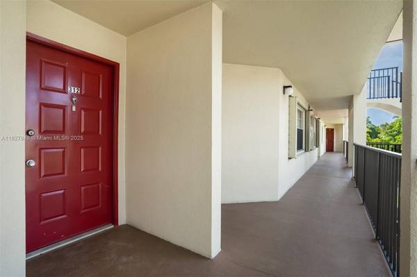 Pembroke Pines, FL 33027,1000 SW 128th Ter #312V
