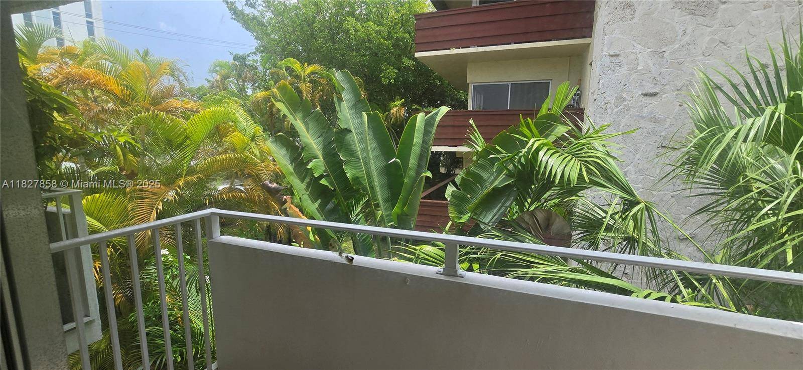 Coral Gables, FL 33146,1235 Mariposa Ave #8