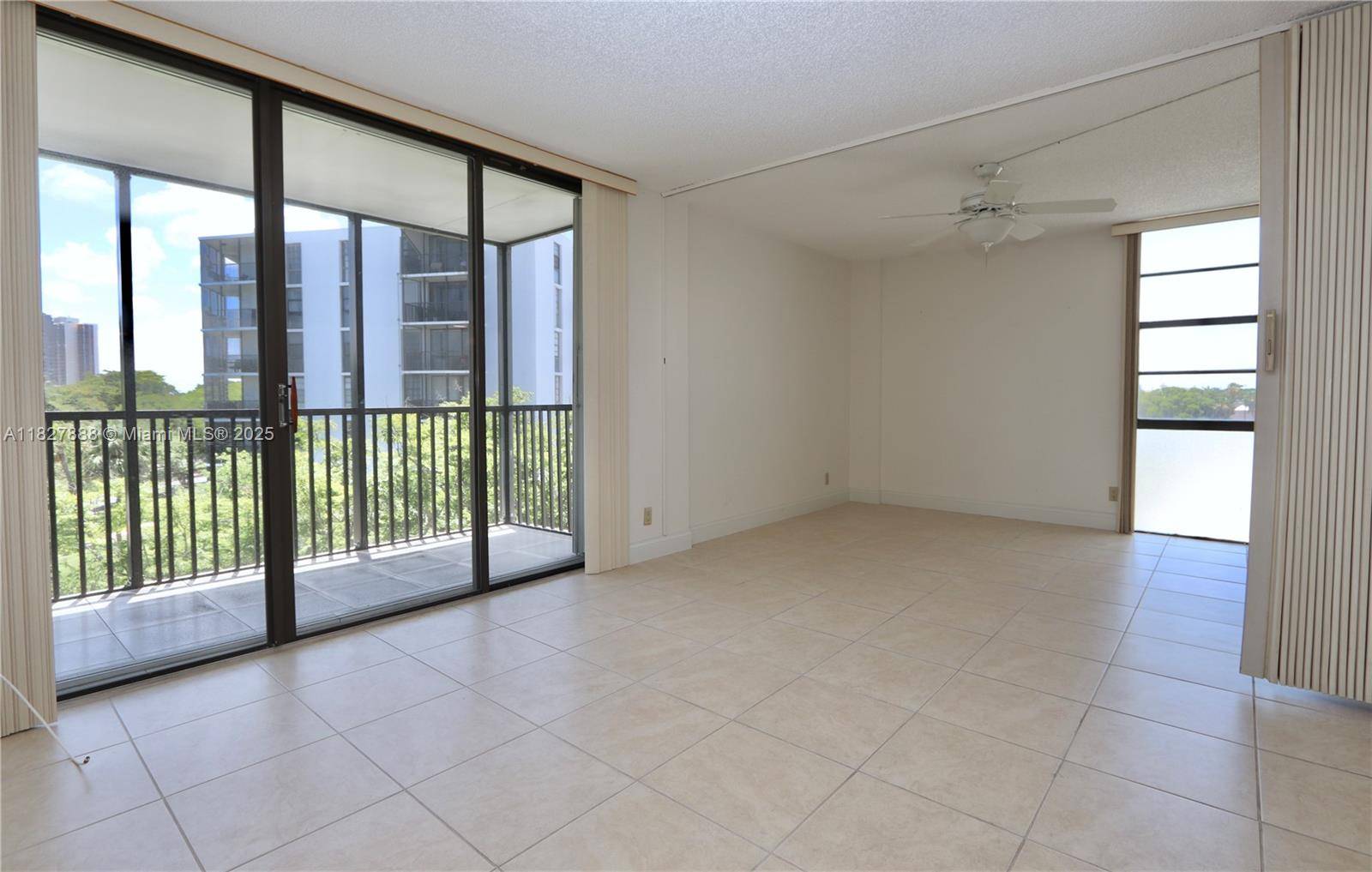 Aventura, FL 33180,3475 N COUNTRY CLUB DRIVE #501