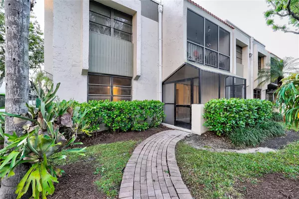 7917 SW 104th St #102F, Miami, FL 33156