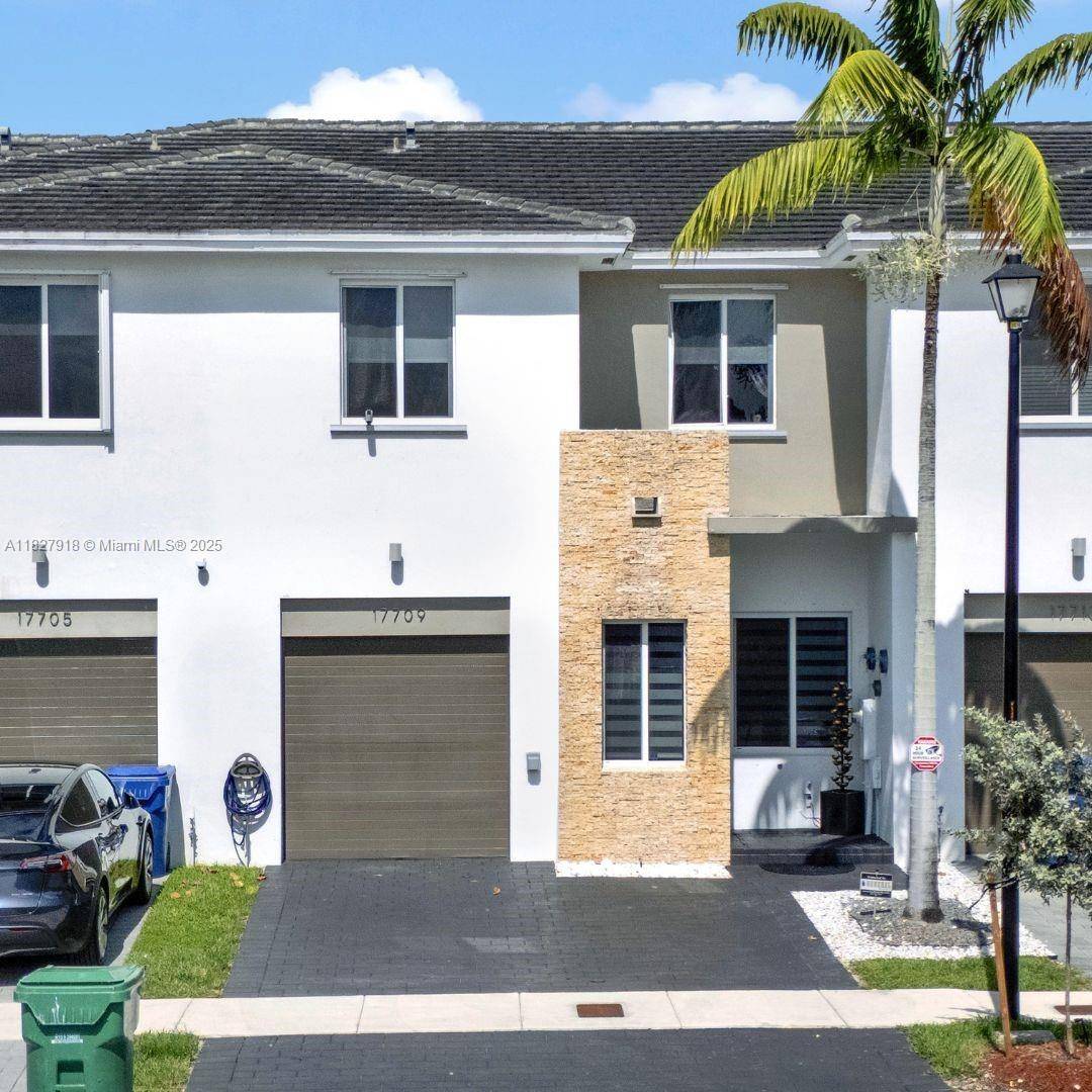 17709 SW 150th Ct, Miami, FL 33187
