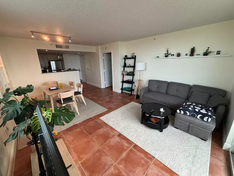 3000 CORAL WAY #621, Coral Gables, FL 33145