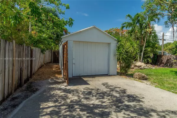 Delray Beach, FL 33444,246 NE 13th St