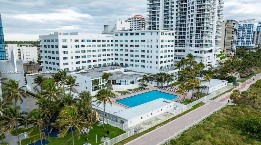 Miami Beach, FL 33141,6345 Collins Ave #715