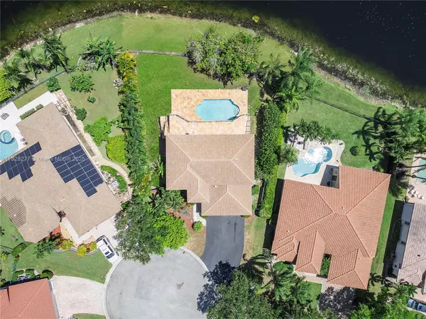 Coral Springs, FL 33076,10922 NW 49th Dr