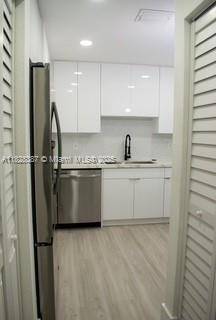 Hollywood, FL 33020,976 N 18th Ct