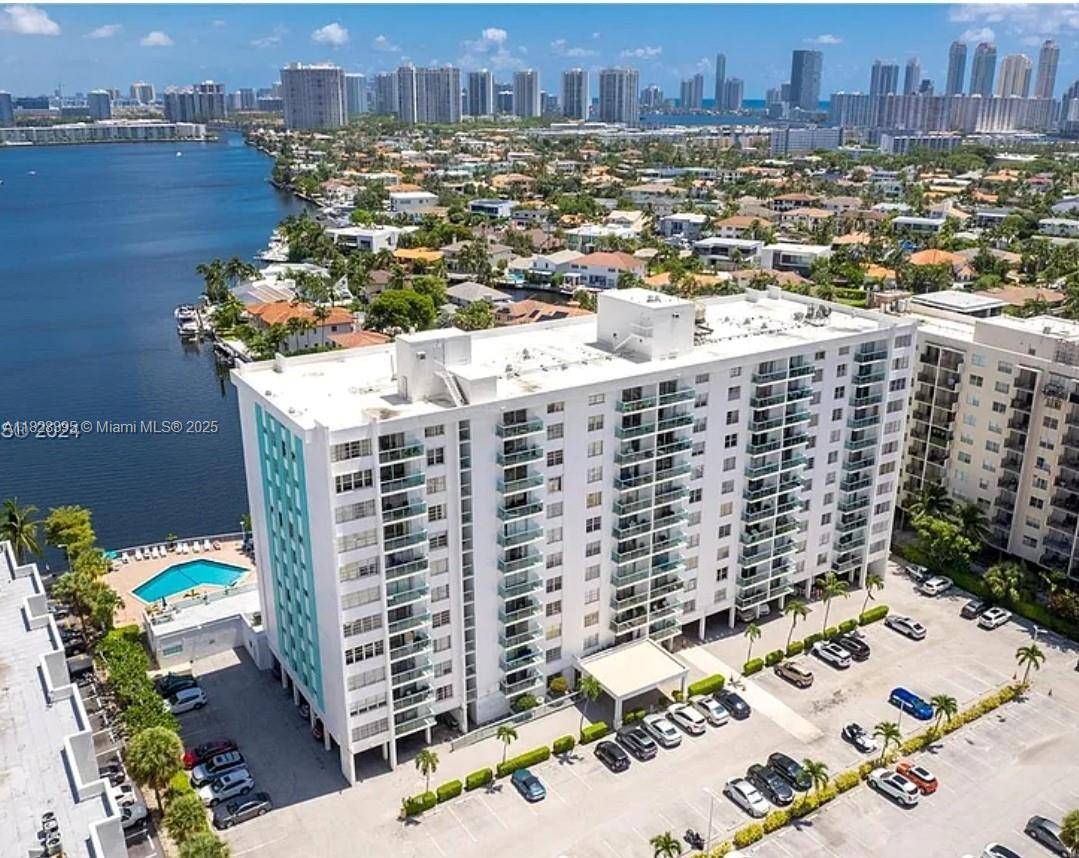 2841 NE 163rd St #Unit 912, North Miami Beach, FL 33160