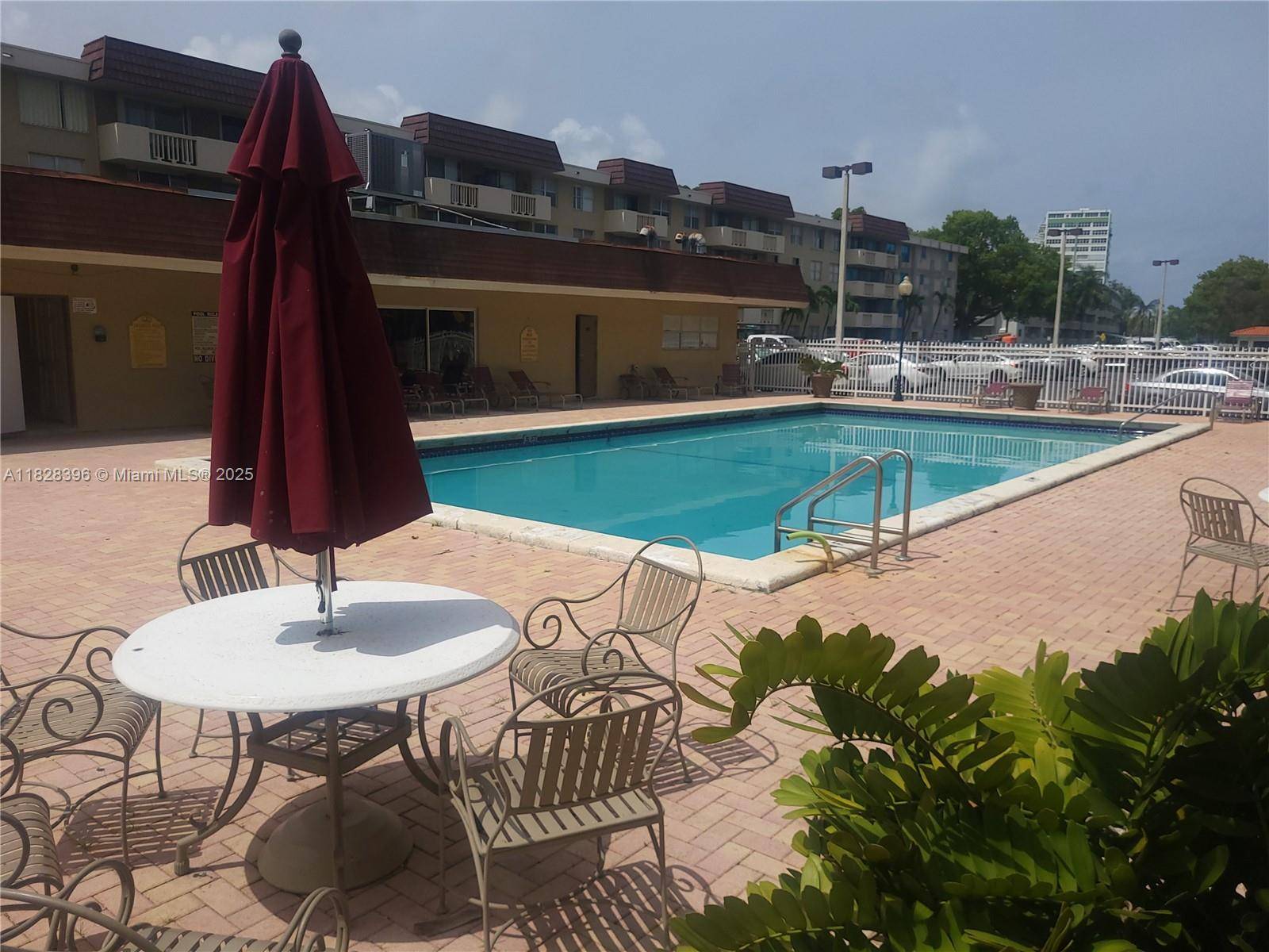 North Miami, FL 33181,1800 Sans Souci Blvd #216