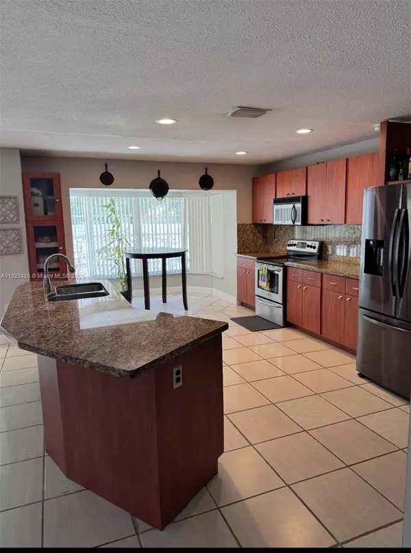 Miami, FL 33196,14603 SW 152nd Ct