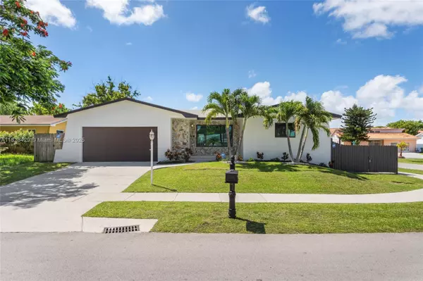 20175 SW 89th Ct, Cutler Bay, FL 33189