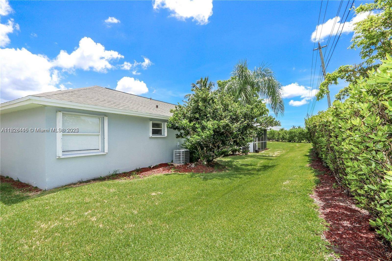 Homestead, FL 33033,767 SE 22nd Dr