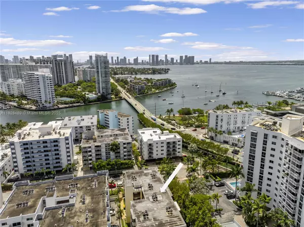 1673 Bay Rd #405, Miami Beach, FL 33139