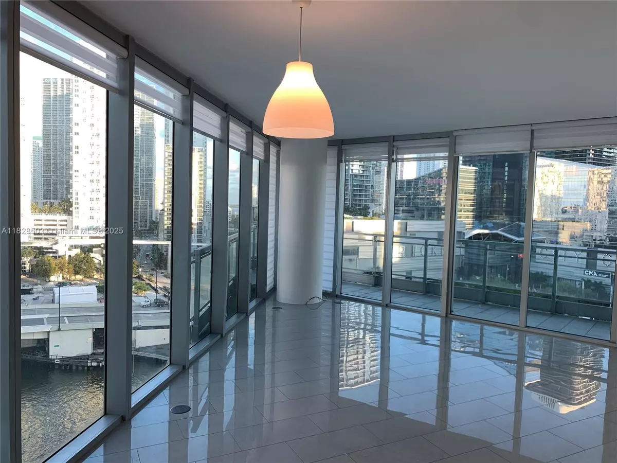 Miami, FL 33130,92 SW 3rd St #1601