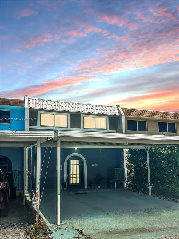 7060 W 2nd Way #7060, Hialeah, FL 33014