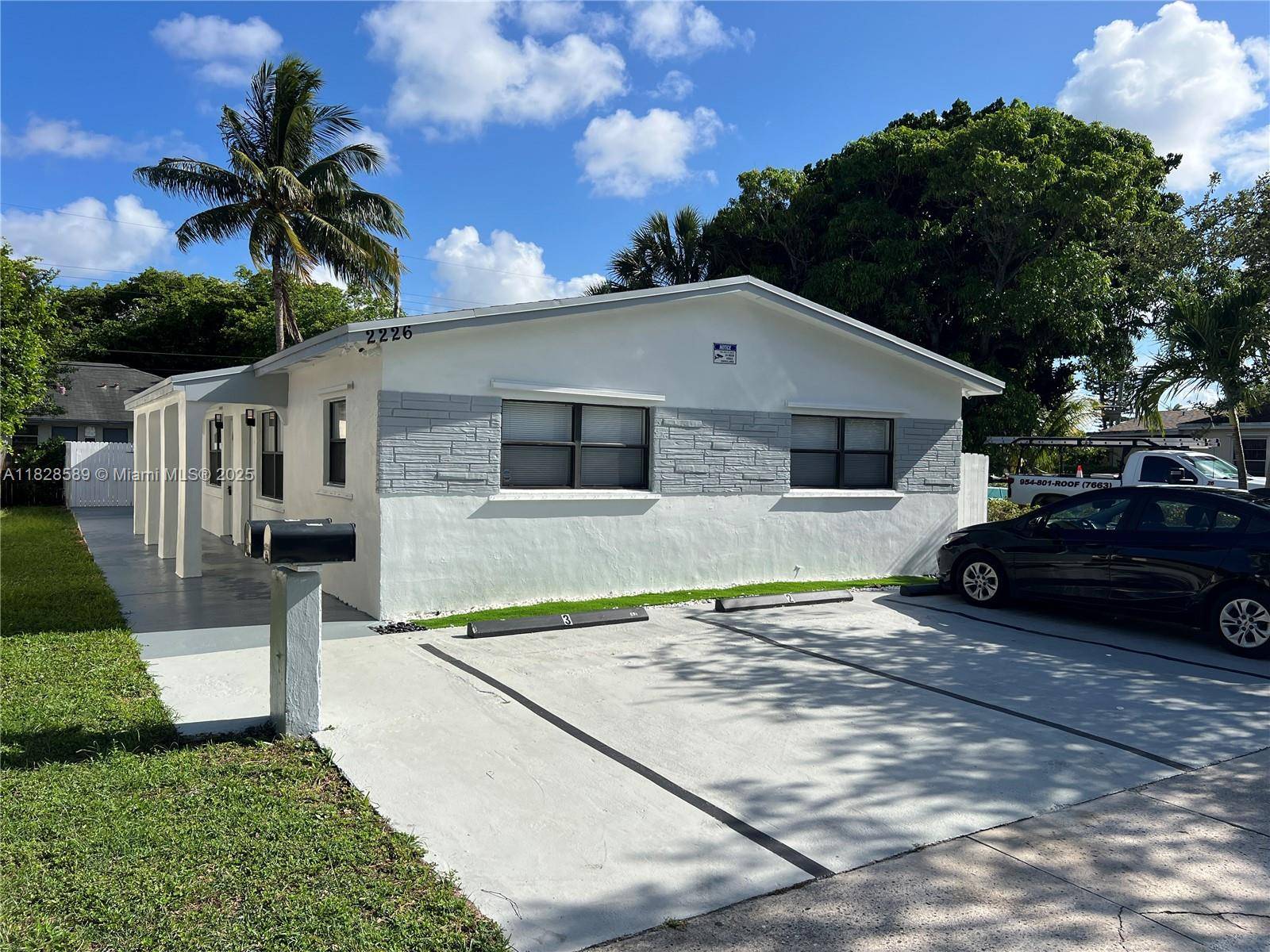 2226 Cody St #2, Hollywood, FL 33020