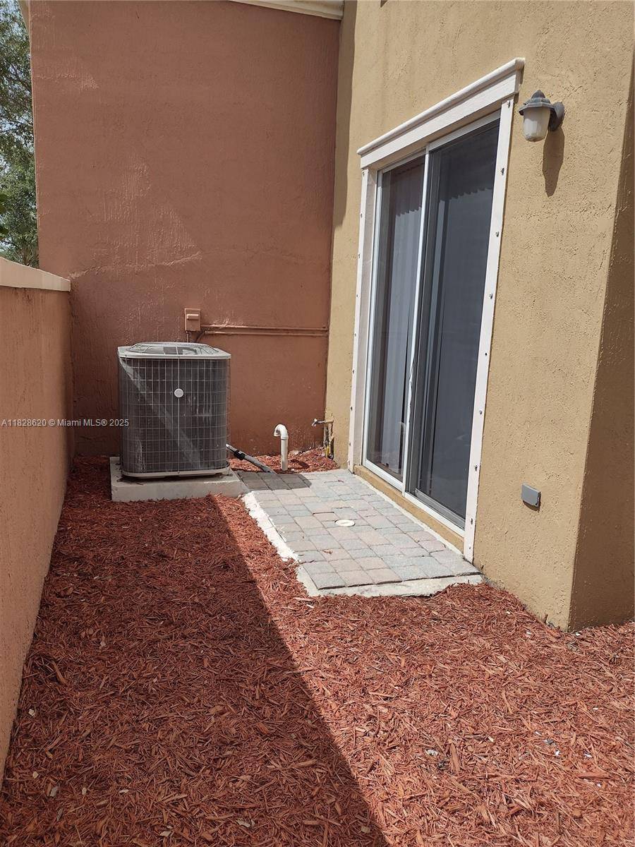 Pembroke Pines, FL 33025,654 SW 106th Ave #1502