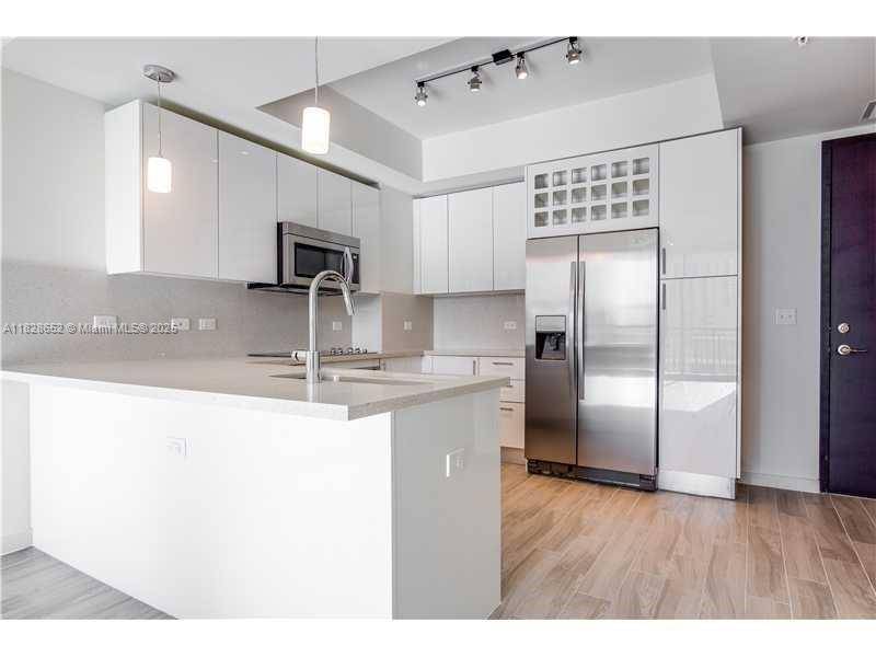 Miami, FL 33130,999 SW 1 AVE #1810