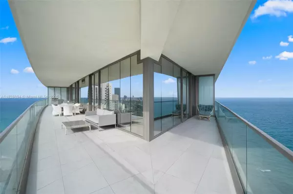 Sunny Isles Beach, FL 33160,18975 Collins Ave #3205