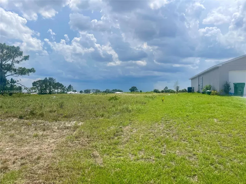 9035 W Justice, La Belle, FL 33935