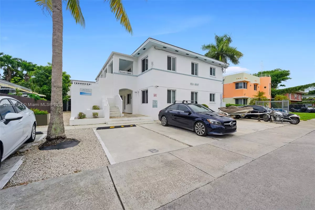 Miami, FL 33138,550 NE 82nd Ter #4