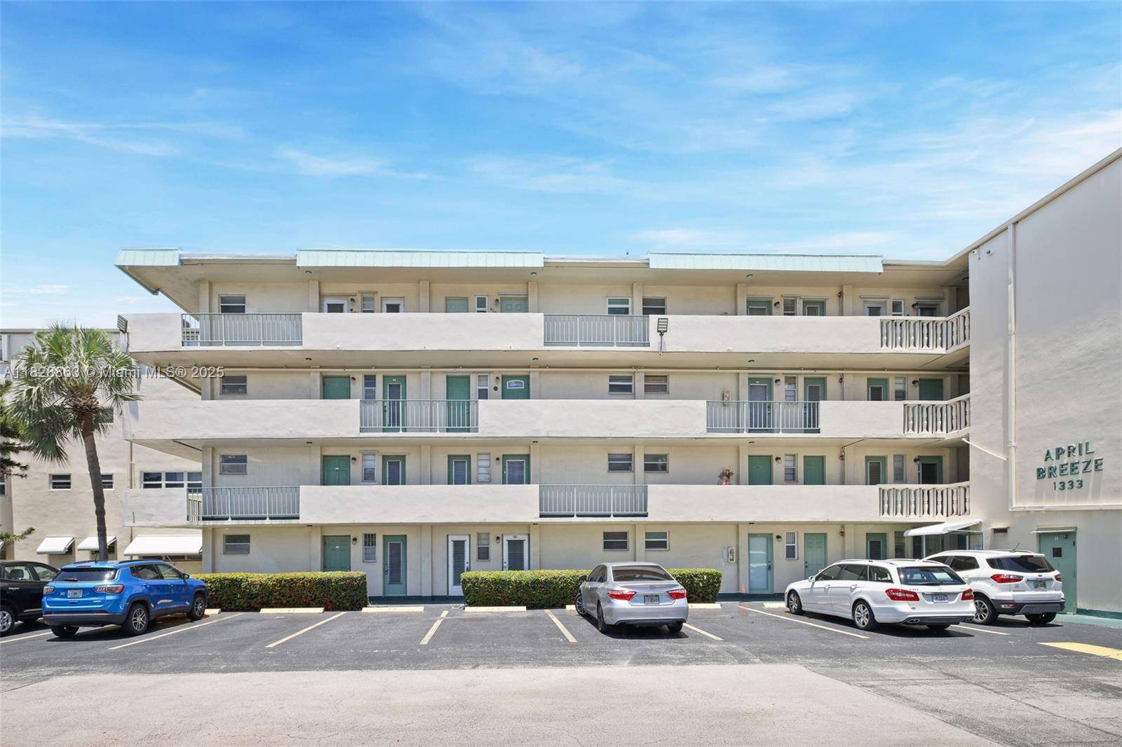 1333 E Hallandale Beach Blvd #104, Hallandale Beach, FL 33009