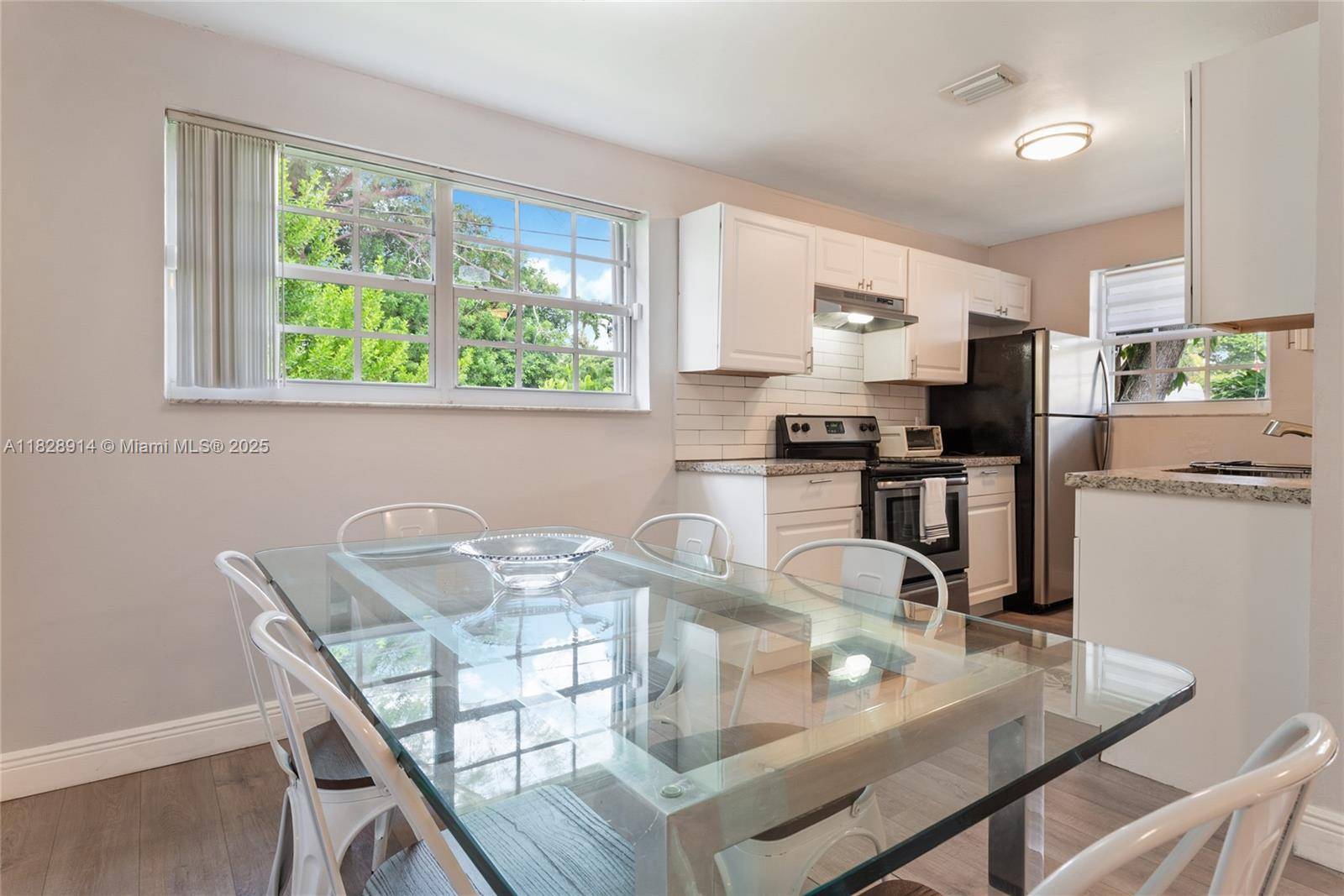 South Miami, FL 33143,6198 SW 63rd St