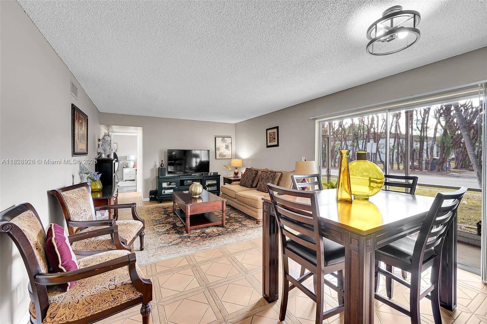 Margate, FL 33063,470 N Laurel Dr #3A