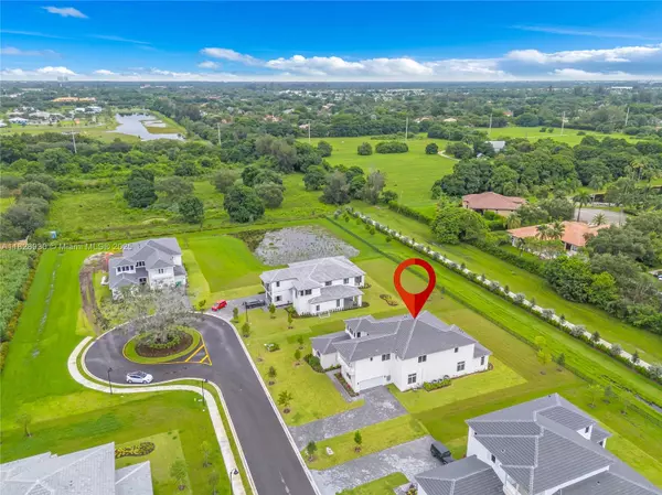 Davie, FL 33325,2210 SW 122nd Ter