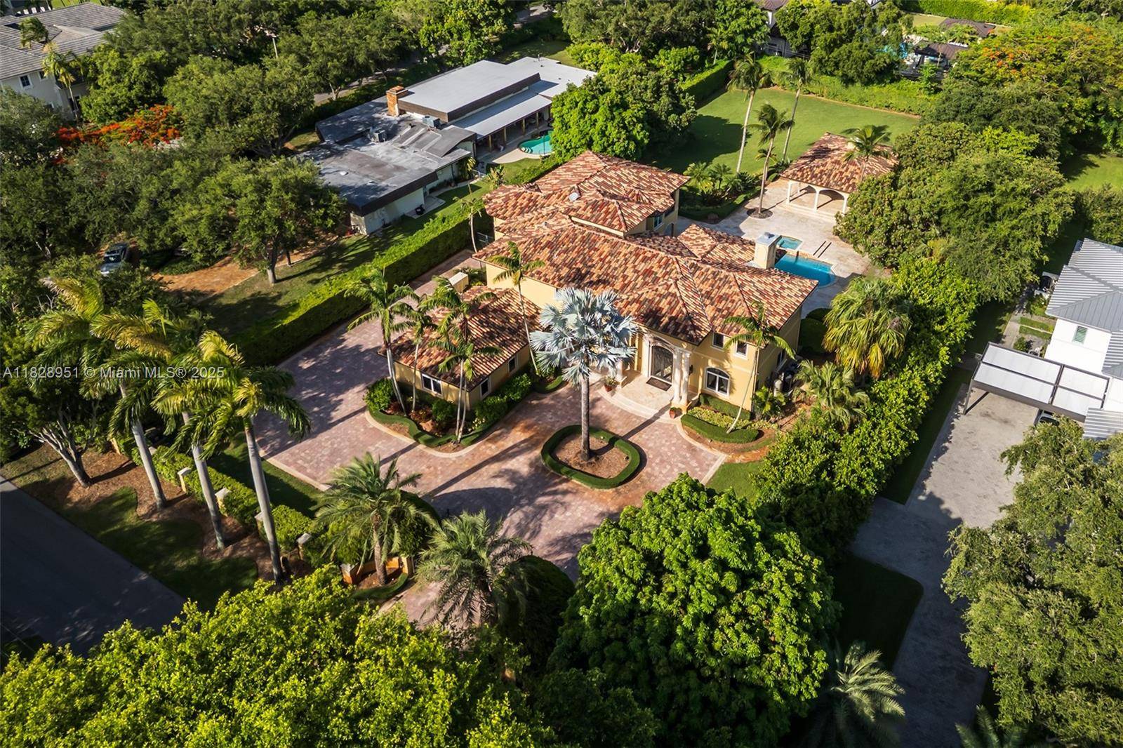 Pinecrest, FL 33156,10851 SW 63rd Ave