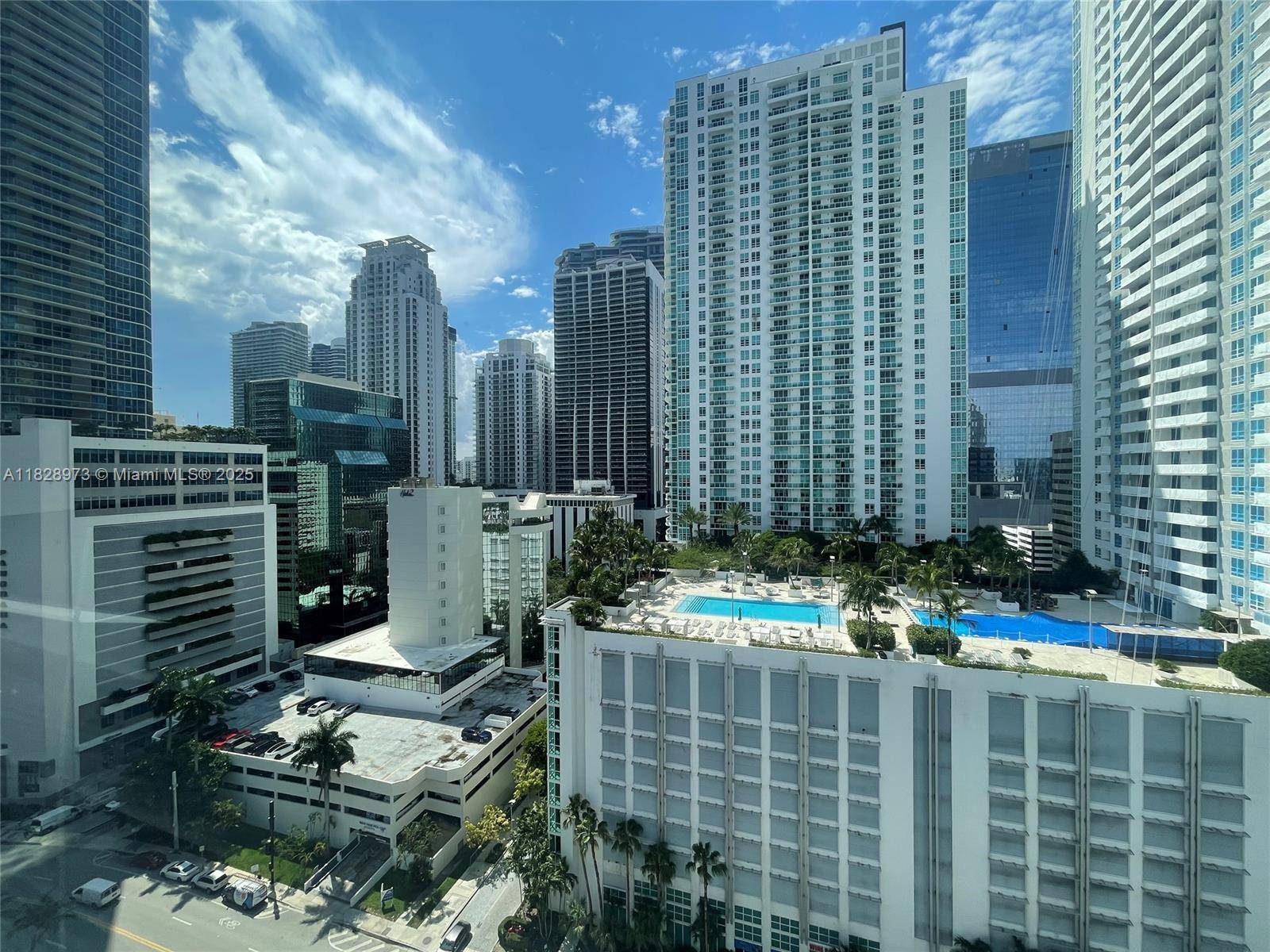 Miami, FL 33131,825 Brickell Bay Dr #1549
